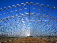 连云港市十八米复合梁大拱棚